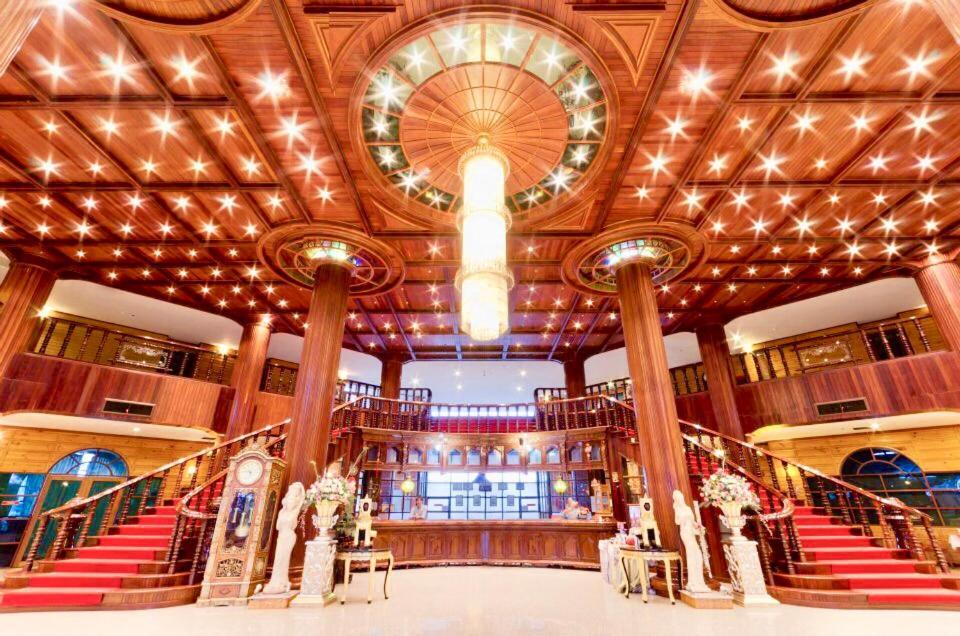 Hermitage Hotel Korat-Sha Nakhonratchasima Exteriér fotografie