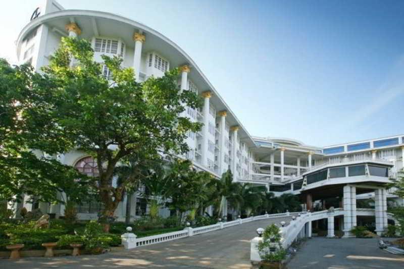 Hermitage Hotel Korat-Sha Nakhonratchasima Exteriér fotografie