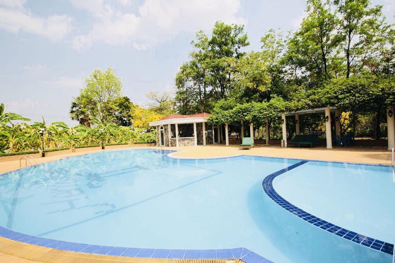 Hermitage Hotel Korat-Sha Nakhonratchasima Exteriér fotografie