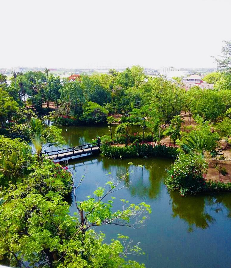 Hermitage Hotel Korat-Sha Nakhonratchasima Exteriér fotografie