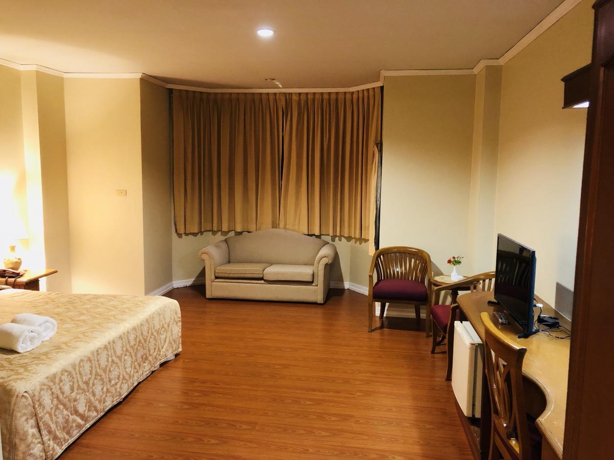 Hermitage Hotel Korat-Sha Nakhonratchasima Exteriér fotografie